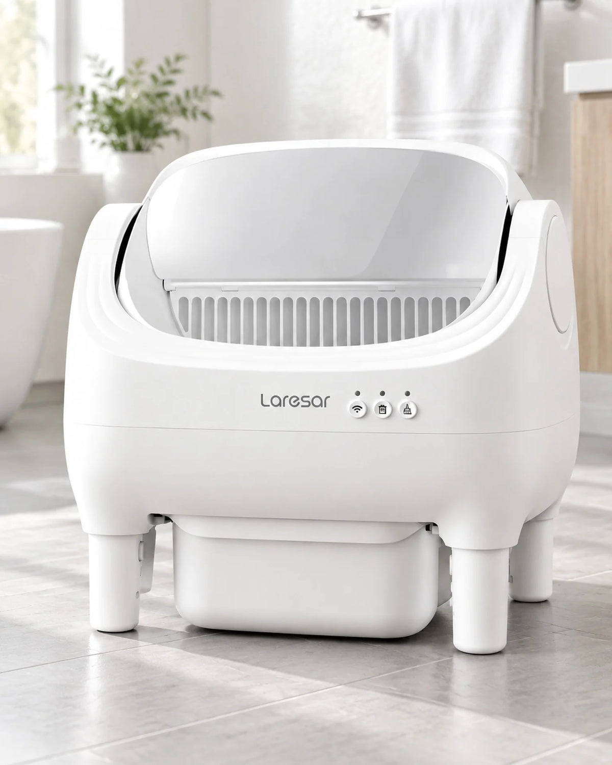 Litière automatique ouverte par le haut posée dans une salle de bain claire, image générée